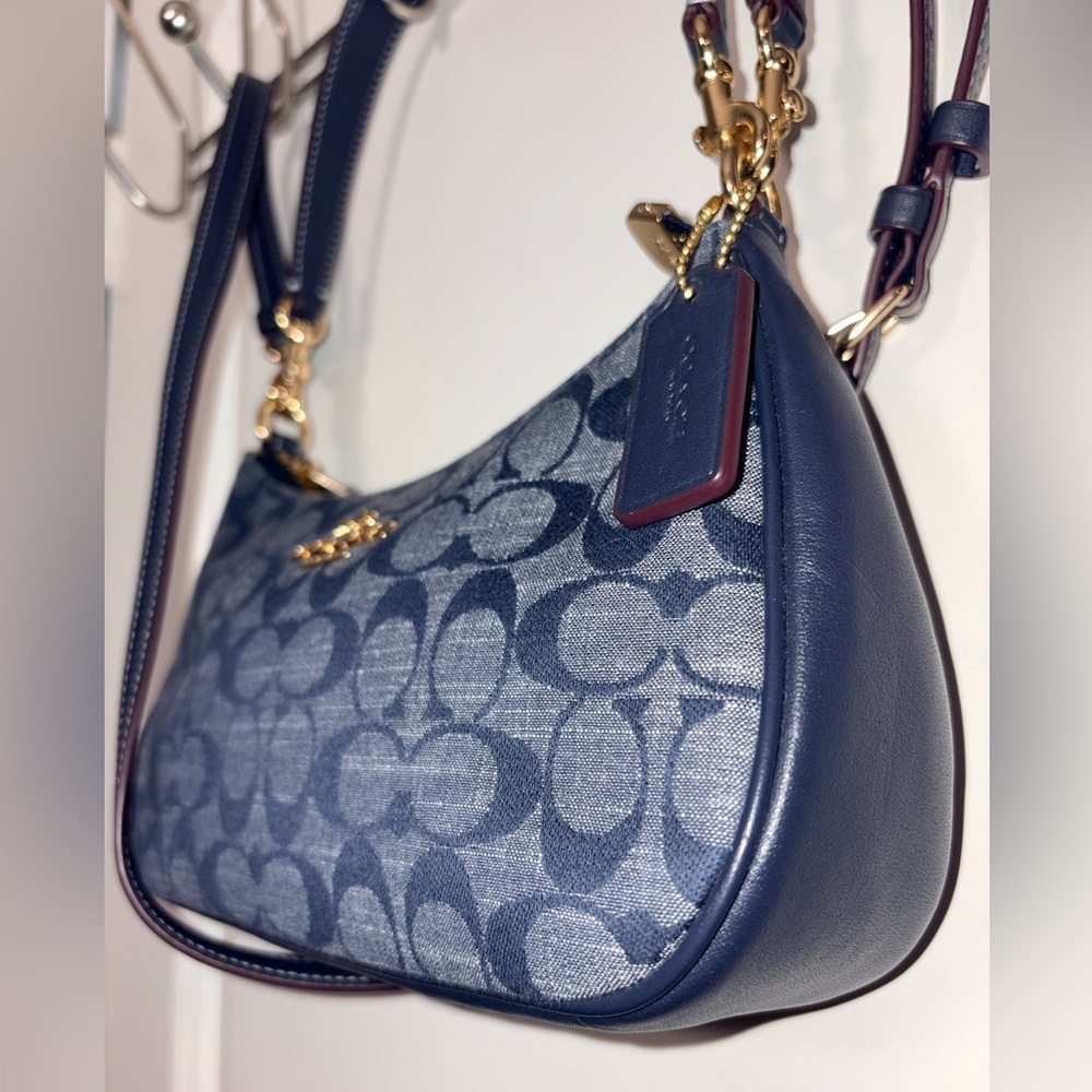 ✨ Coach Teri Shoulder Bag in Signature Denim ✨ CH139 - Picture 4 of 16